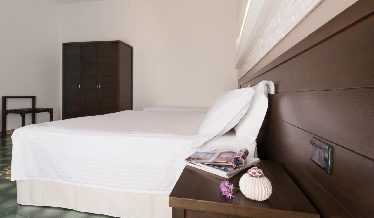 Bed and Breakfast La Chiocciola Кастриньяно-дель-Капо Экстерьер фото