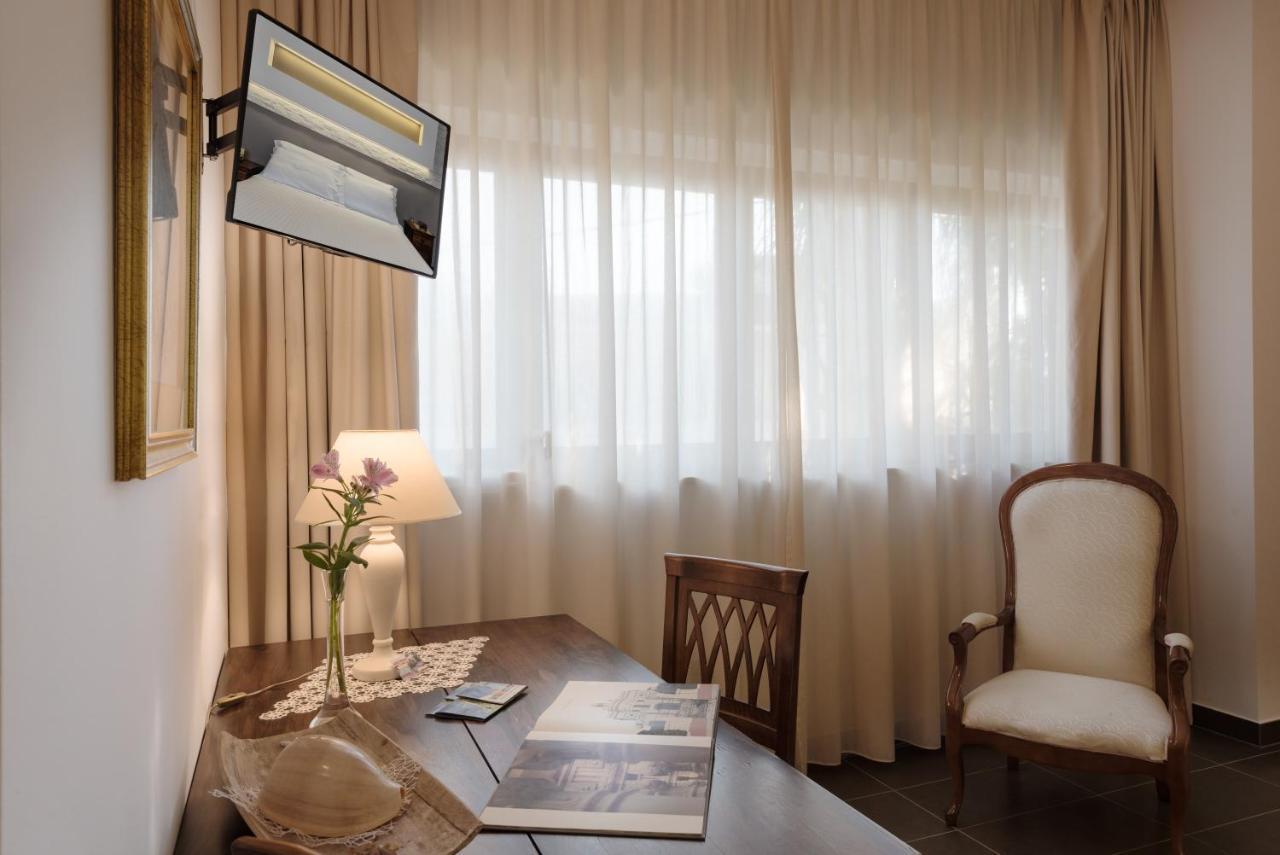 Bed and Breakfast La Chiocciola Кастриньяно-дель-Капо Экстерьер фото