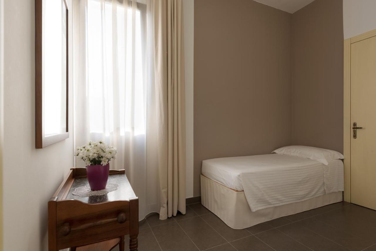 Bed and Breakfast La Chiocciola Кастриньяно-дель-Капо Экстерьер фото