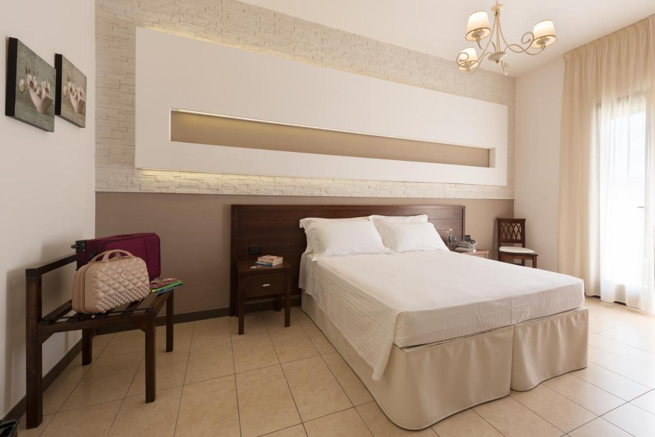Bed and Breakfast La Chiocciola Кастриньяно-дель-Капо Экстерьер фото